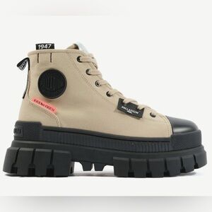 Palladium Revolt Hi TX Olive High-Top Boots size 10 EUR 42